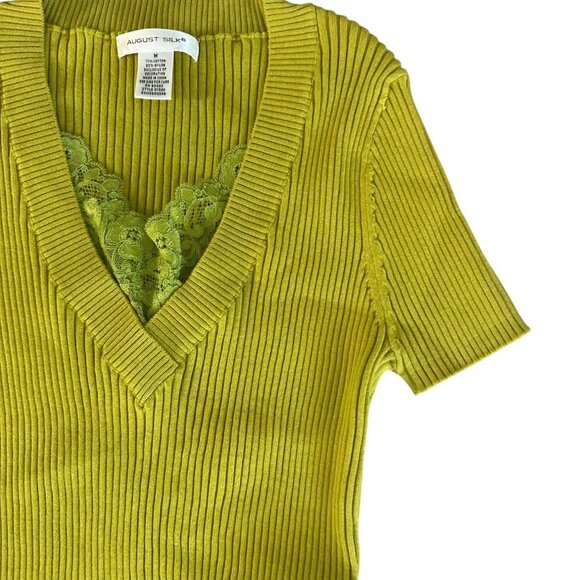 AUGUST SILK Chartreuse Green V Neck Top Size Medium - Picture 2 of 6